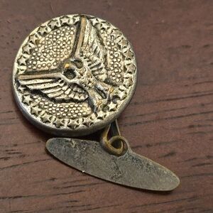 Vintage Brass Military Eagle Cufflink Single Mid Century Patriotic Star Border
